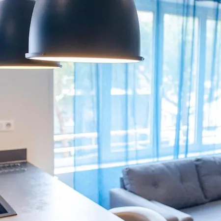 Apartment Le Grand Bleu - 3 Min Gare - Stationnement Facile - Fibre Internet - 4 Televisions - Lave Vaisselle Lorient