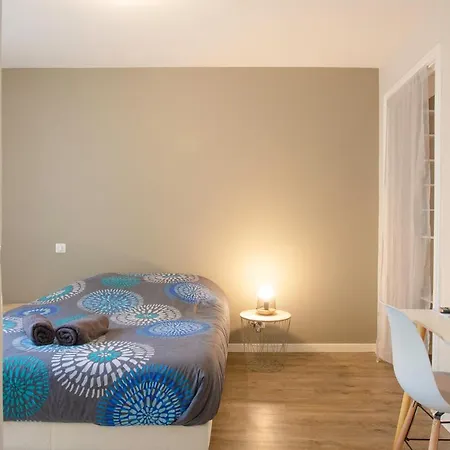 Apartment Le Grand Bleu - 3 Min Gare - Stationnement Facile - Fibre Internet - 4 Televisions - Lave Vaisselle Lorient